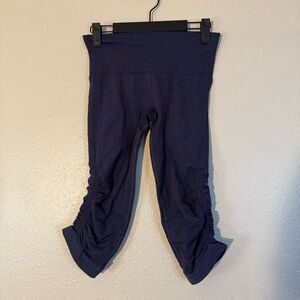 Lululemon flow crop navy leggings 4